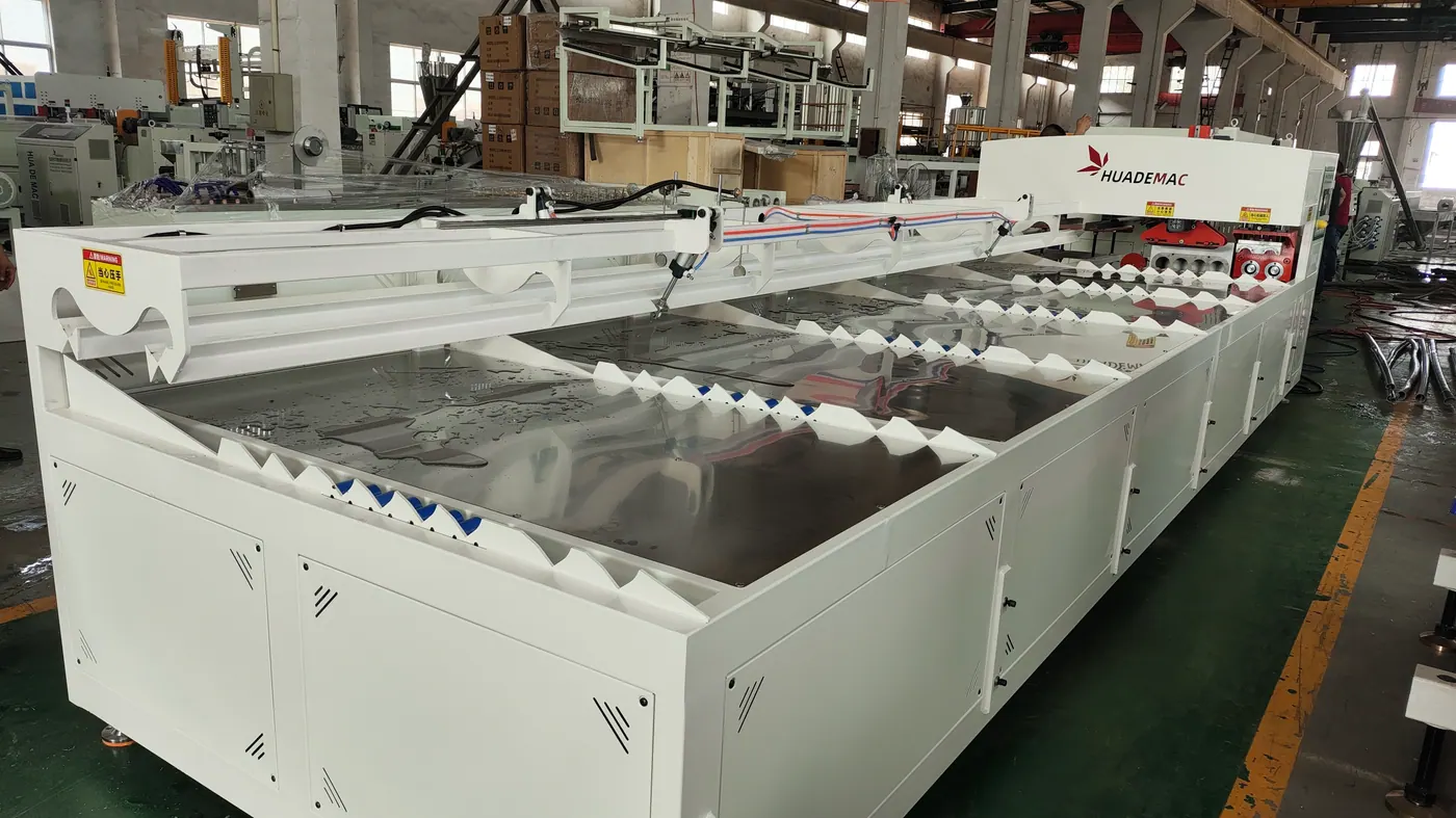 Automatic belling machine for PVC pipe socket forming