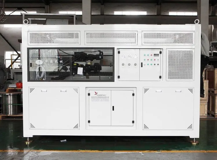 Haul-off machine for HDPE pipe production line