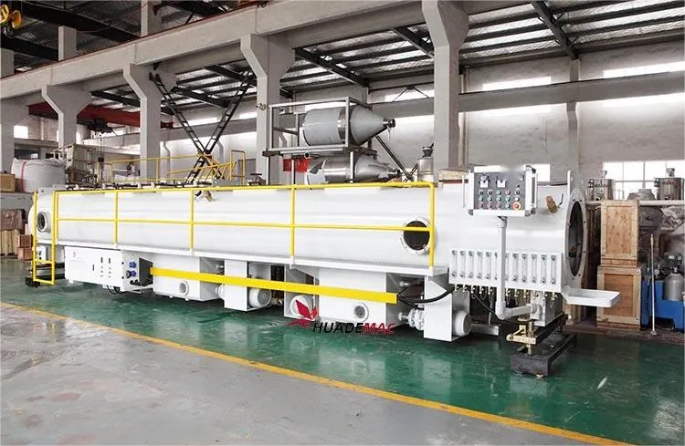 Vacuum calibration tank for HDPE pipe sizing