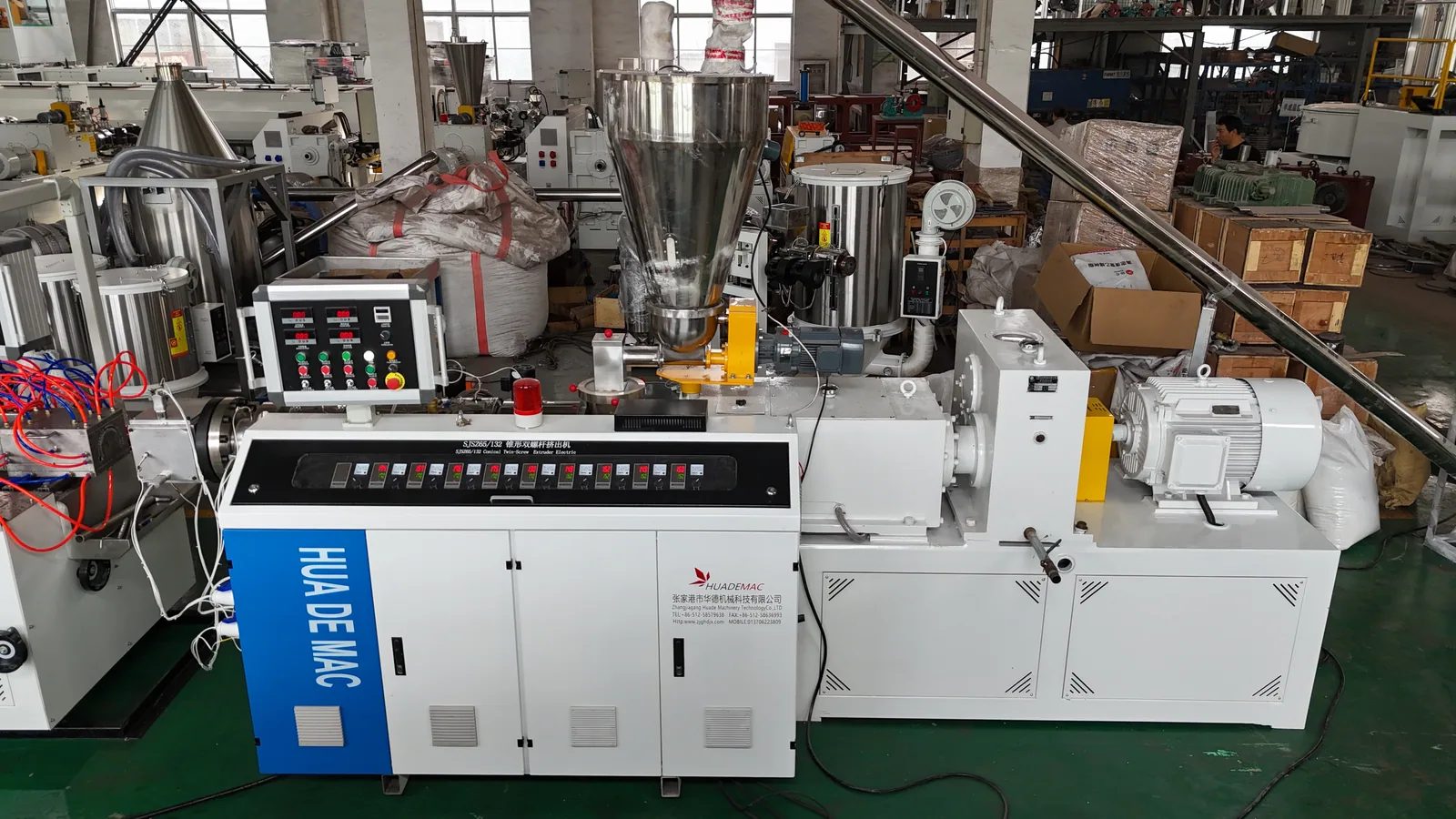 Conical double screw extruder for UPVC window and door frame profile line