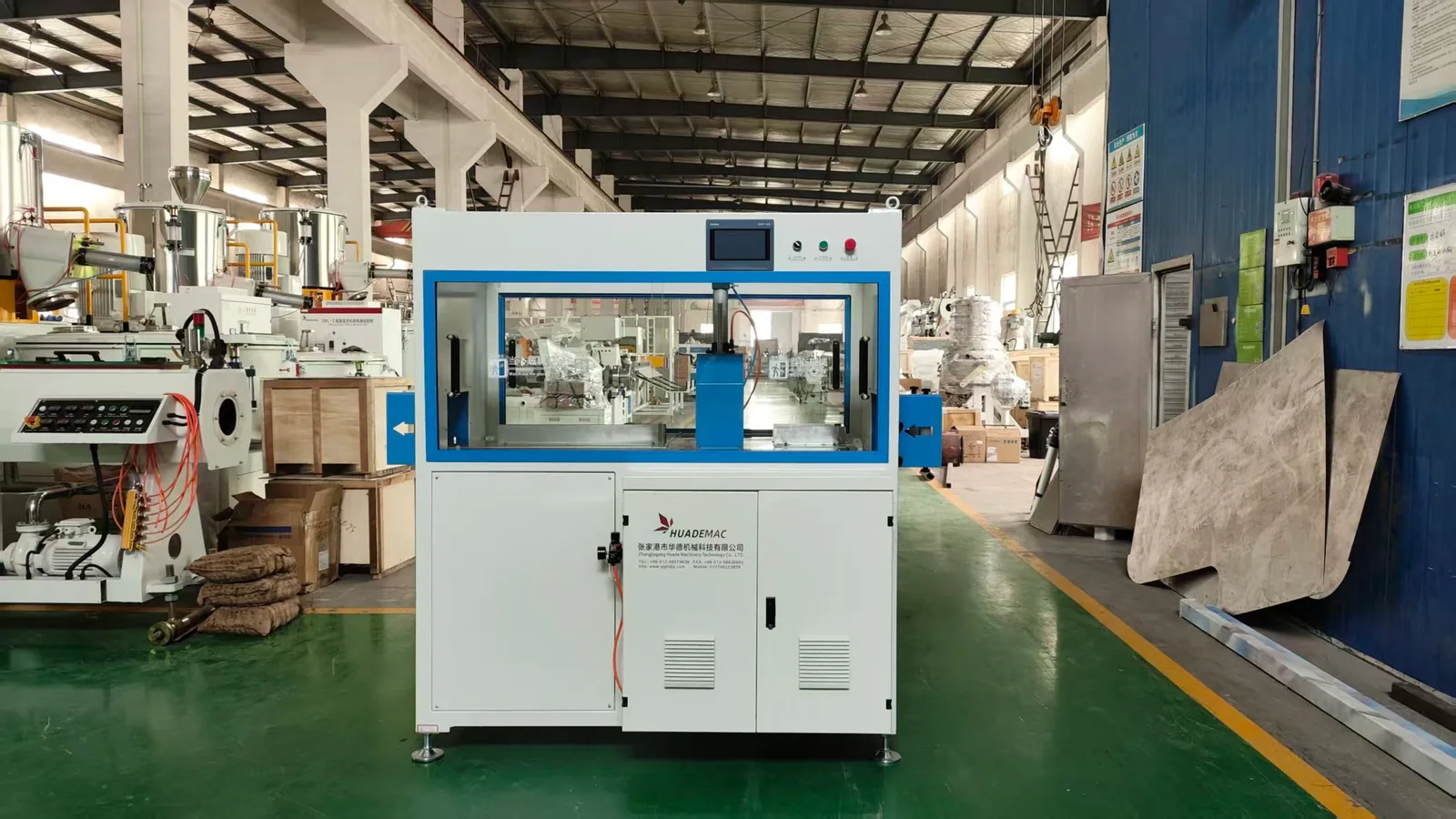 Cutting machine for PVC WPC windows and doors making machine line