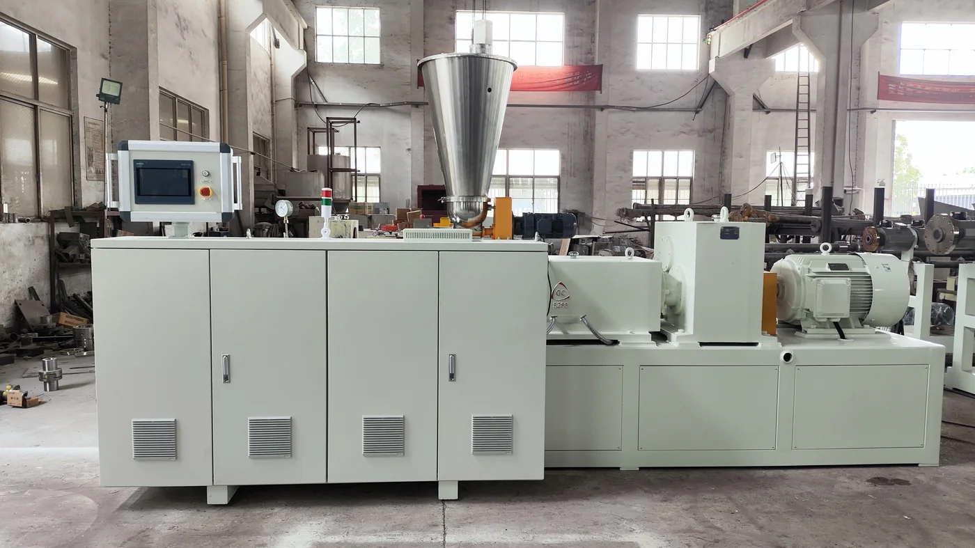 Horizontal PLC twin screw extruder machine for pipe and profile extrusion