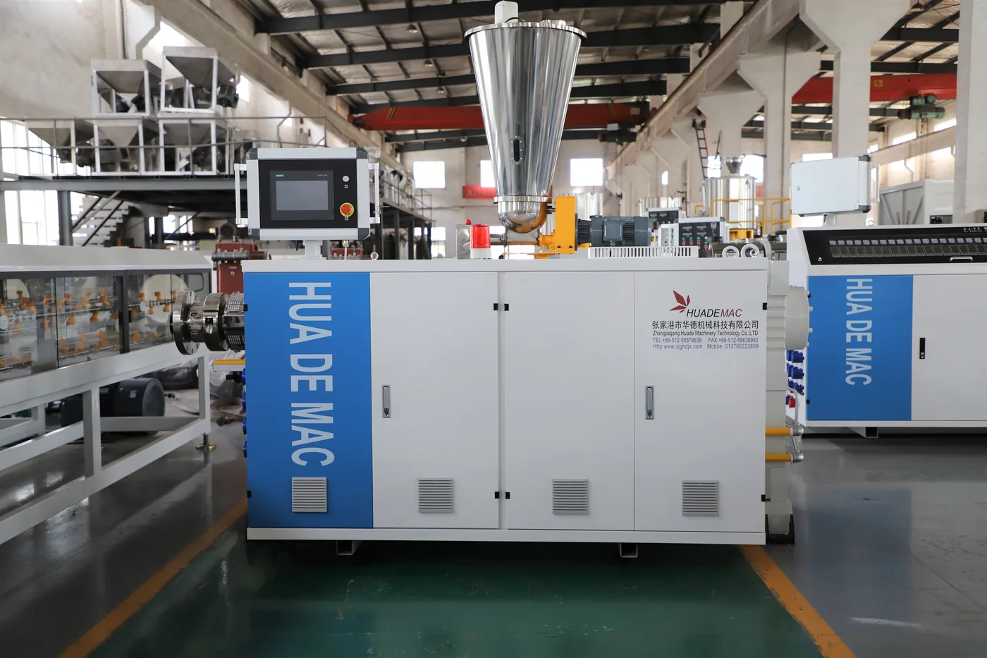 Vertical PLC twin screw extruder machine with control panel