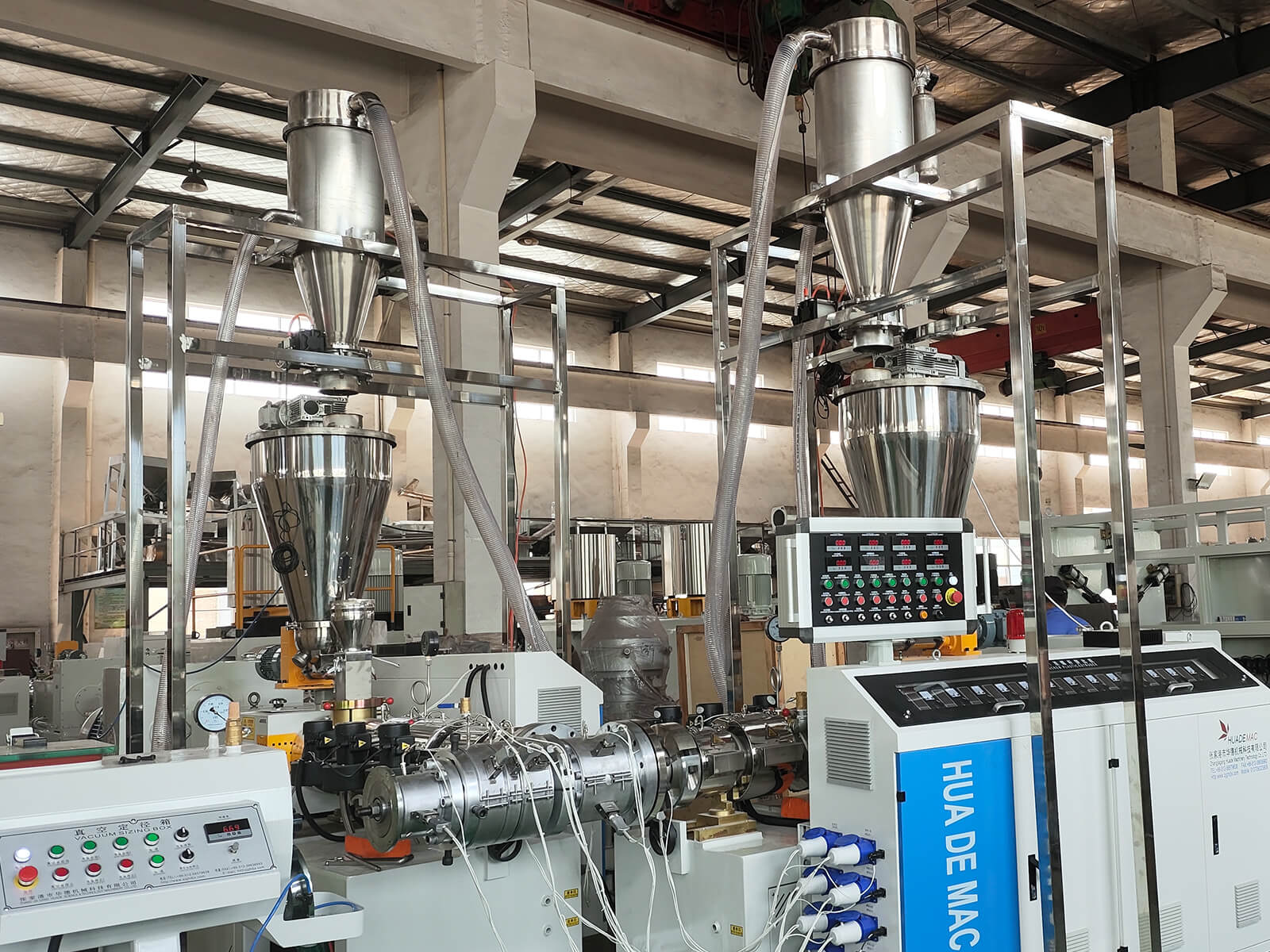 Multi-layer PVC Water Supply Drainage Pipe Extrusion Line gallery 1