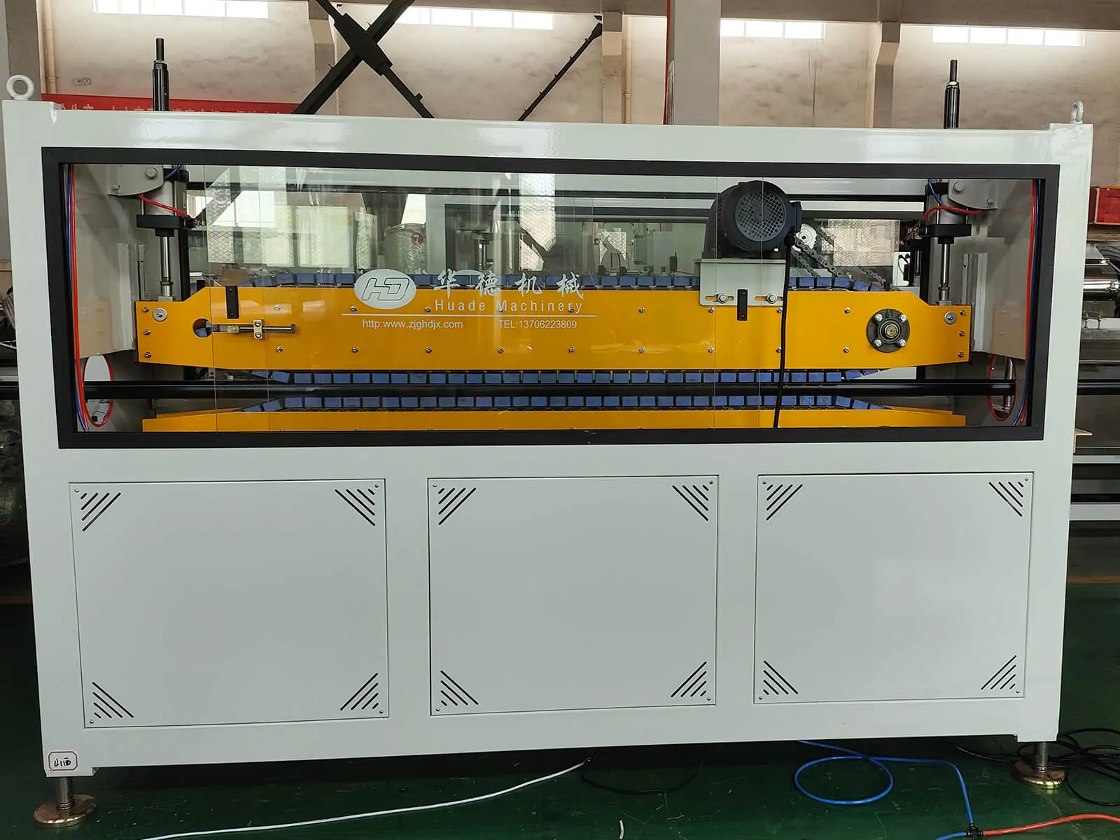 Multi-layer PVC Water Supply Drainage Pipe Extrusion Line gallery 4